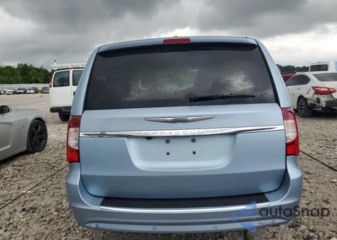 2013 Chrysler Town & Country Touring L z USA, uszkodzony, nr VIN 2C4RC1CG4DR571838